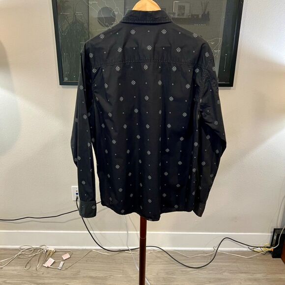Stussy - Geometric Print LS Shirt - Black - Picture 2 of 7